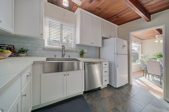 1048 Van Buren Street__19