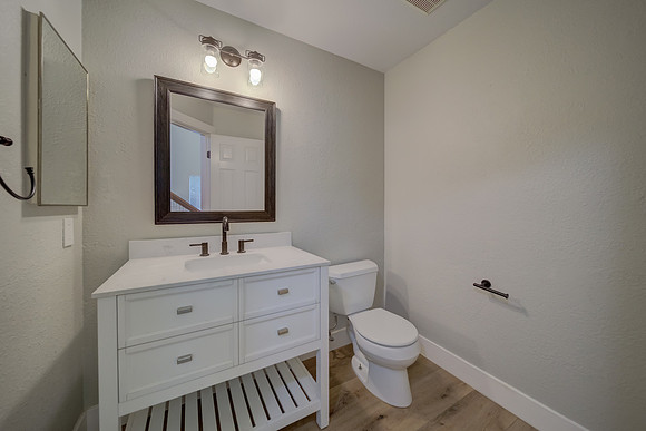 2415 Tea Court_39
