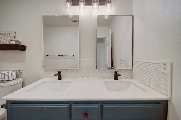 578 Tawny Lake Place_43