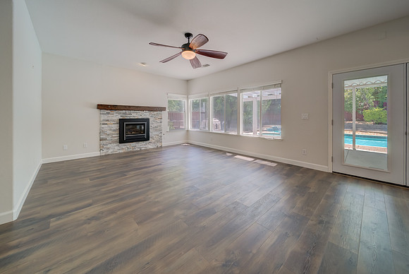 612 Hillcrest Circle_33
