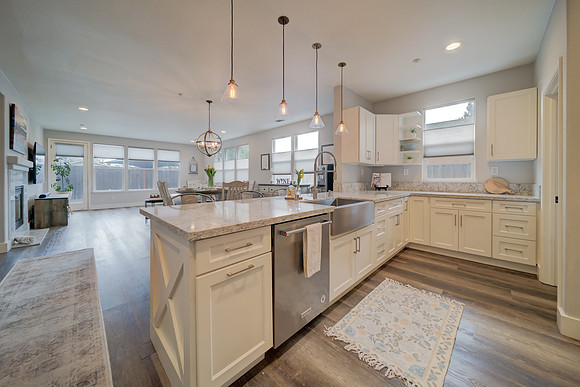 3982 Lucero Street_35