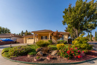1001 Shire Ct_10