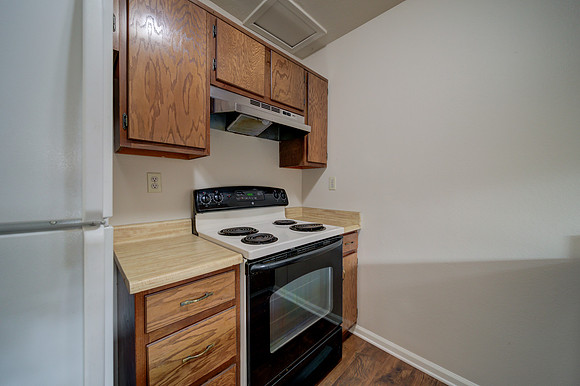 47 Parrott St_122