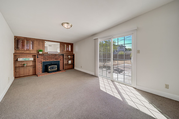 2100 San Gabriel Street_125