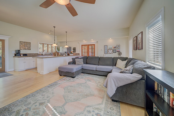 1126 Rimrock Dr_110