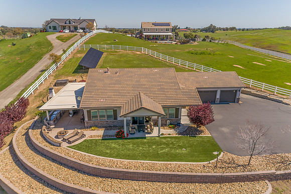 7490 English Hills Road_17