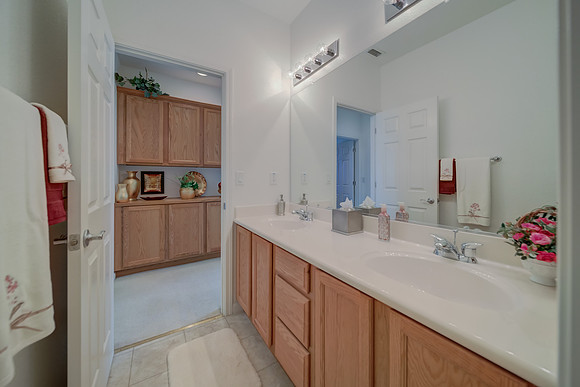 2170 Bradburn Dr_147