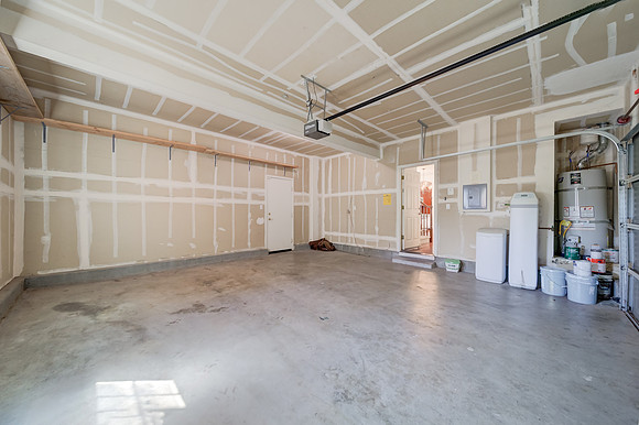 5085 Moscato Court_40