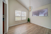 429 Knightsbridge Way_18