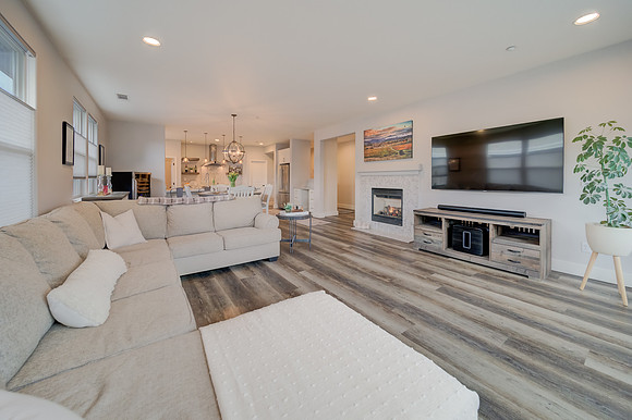3982 Lucero Street_43
