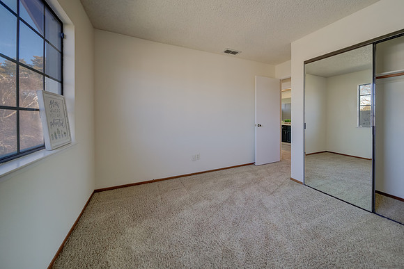 429 Knightsbridge Way_136