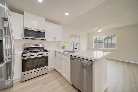 712 Capra Drive_115