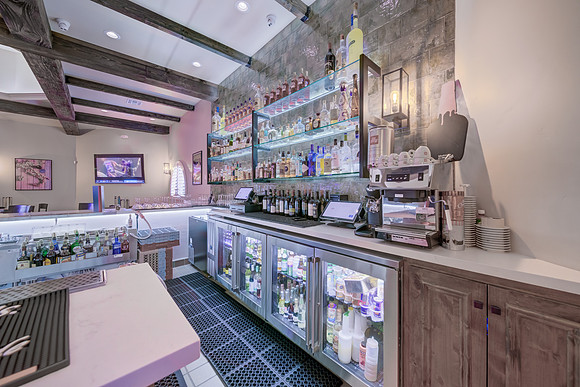 Pietro #2 Bar_105