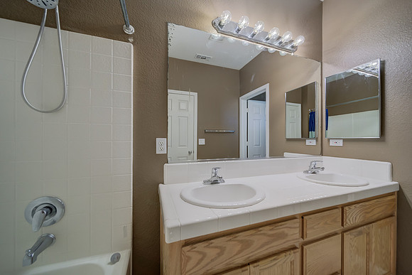 1007 Countrywood Lane_128