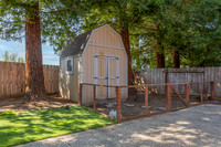 2415 Tea Court_09