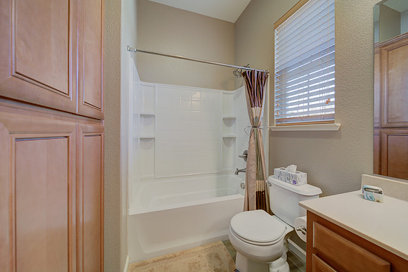 920 Antiquity Dr_31