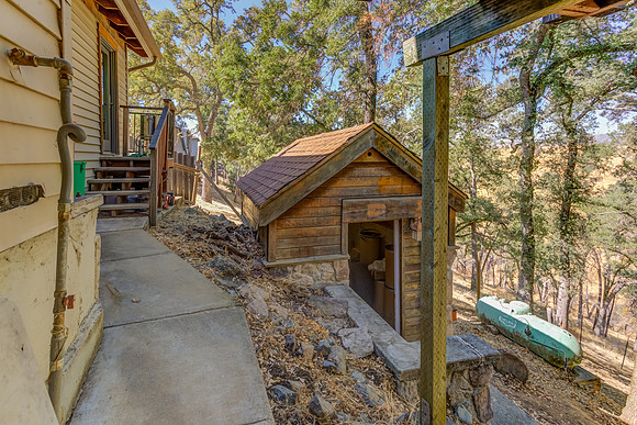 1126 Rimrock Dr_135