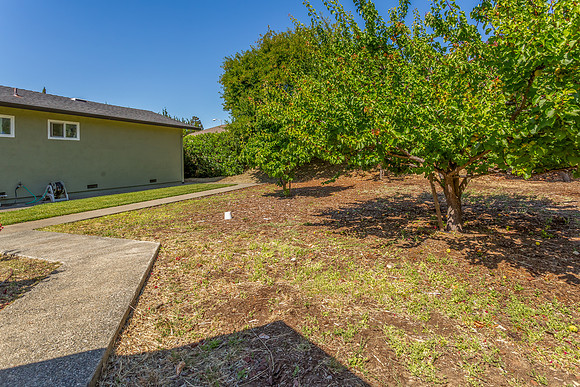2958 Calaveras Dr_112