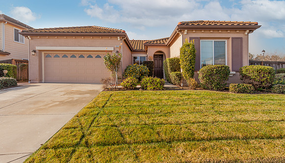 920 Antiquity Dr_104