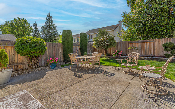 2170 Bradburn Dr_110