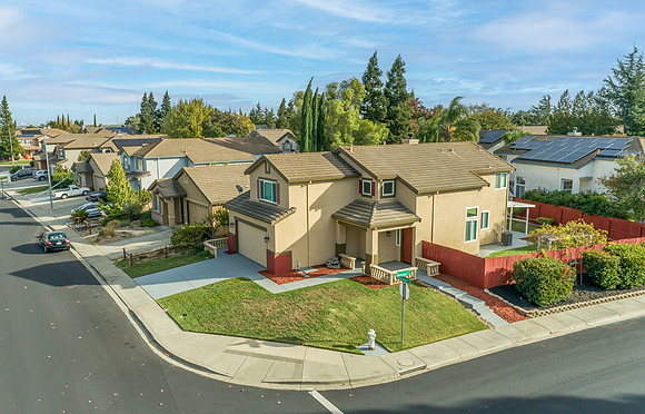 824 Cedarcrest Drive_47