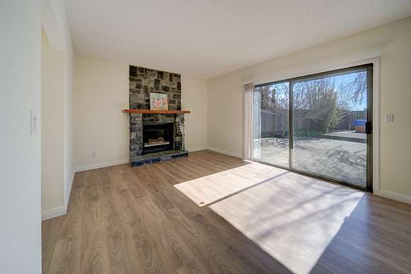 429 Knightsbridge Way_128