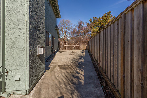 429 Knightsbridge Way_105