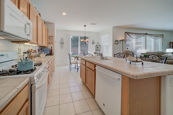 2170 Bradburn Dr_123