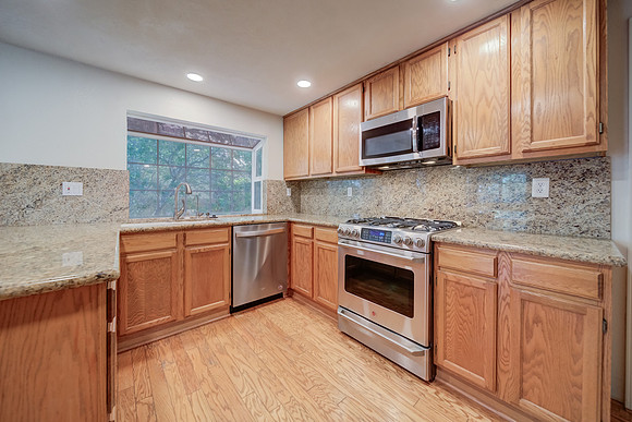 16 Knoll Drive_14
