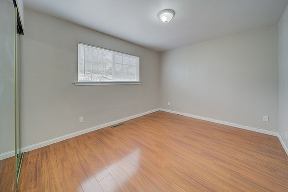 1685-A Maubert Ct_128