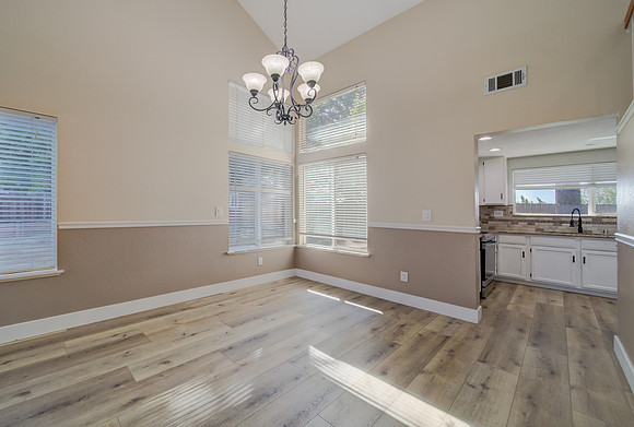 2415 Tea Court_25