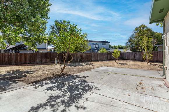 2100 San Gabriel Street_05