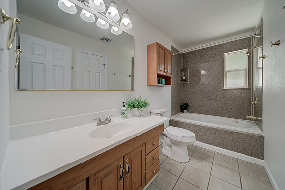 2100 San Gabriel Street_130