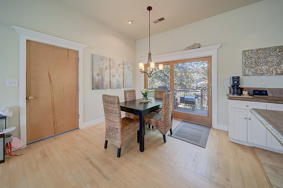 1126 Rimrock Dr_112