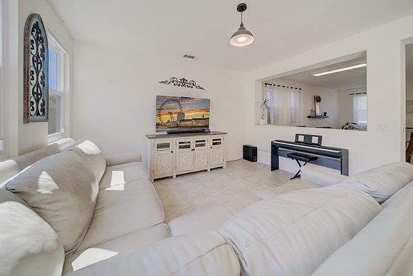 578 Tawny Lake Place_32