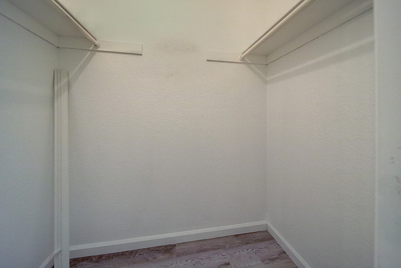 1801-#808 Marshall Road_124