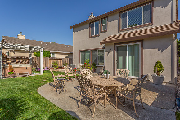 2170 Bradburn Dr_108