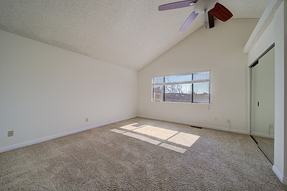 429 Knightsbridge Way_141