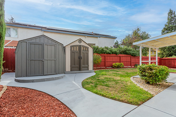 824 Cedarcrest Drive_05