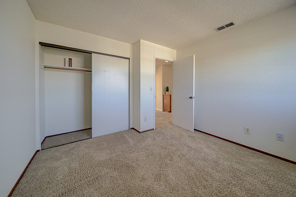 429 Knightsbridge Way_138