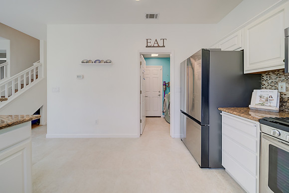 578 Tawny Lake Place_38