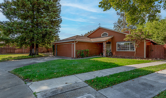 910 Southdown Court_04