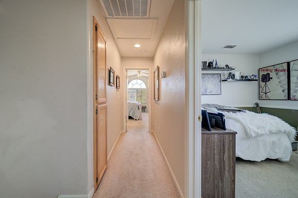 524 Feather River Way_35