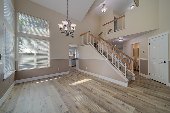 2415 Tea Court_24
