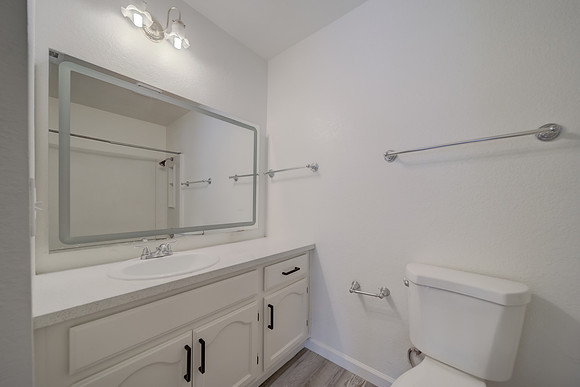 1801-#808 Marshall Road_127