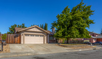 1011 Westwind Way_02