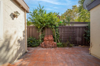131 Fairoaks Drive_07