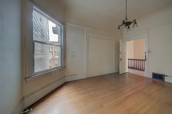 224-226 Clayton St_ 111