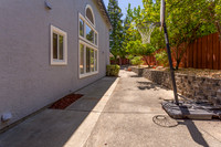 612 Hillcrest Circle_06