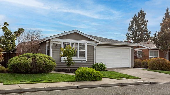 3982 Lucero Street_03
